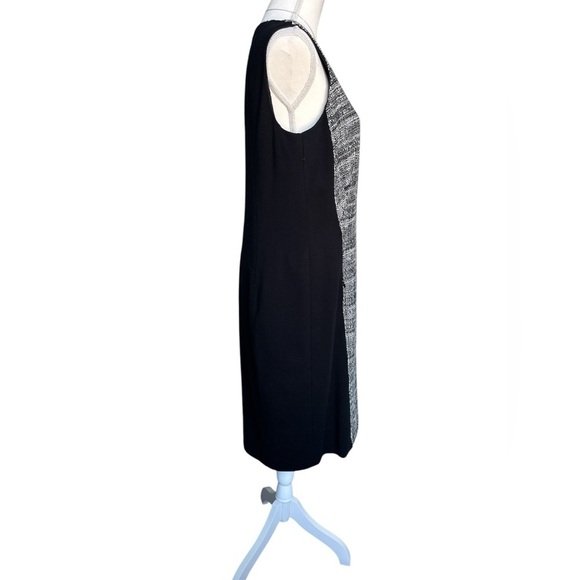 Akris Punto black tweed front V-neck sleeveless  dress size 12 - Picture 3 of 7